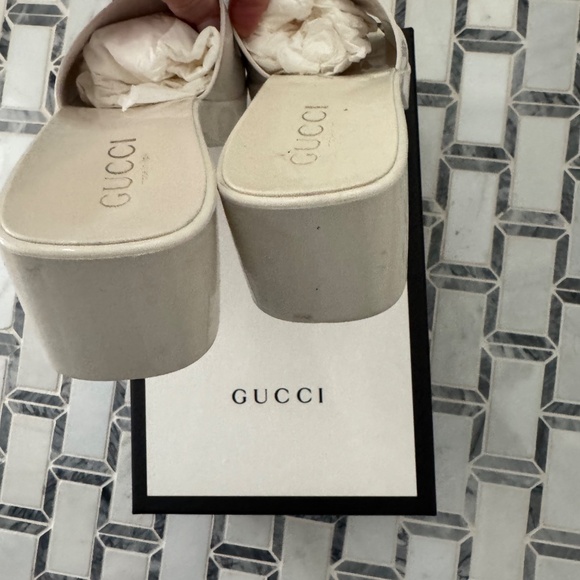 Gucci Rubber slide in Mystic White sz 37 (7) - Picture 7 of 9